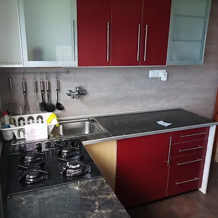 Apartment Mit Schoener Aussicht Und Terasse *